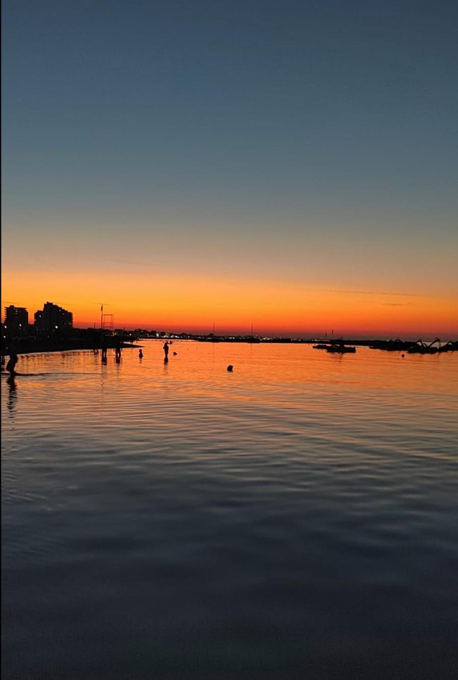 Apartment Vistamare Bluemar - Living The Sea - 120mq Cattolica